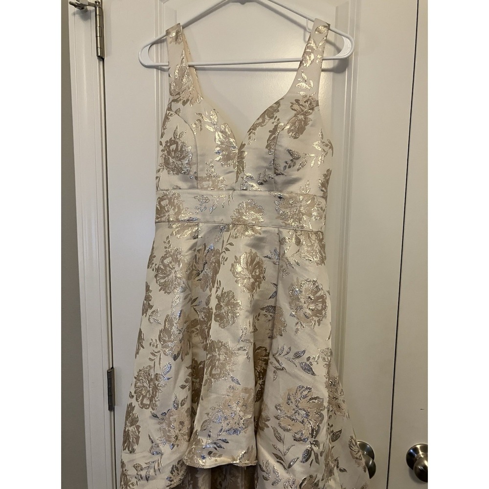Crystal Doll Junior Womens 7 Ivory Gold Metallic High Low Hem Gown Prom  C191